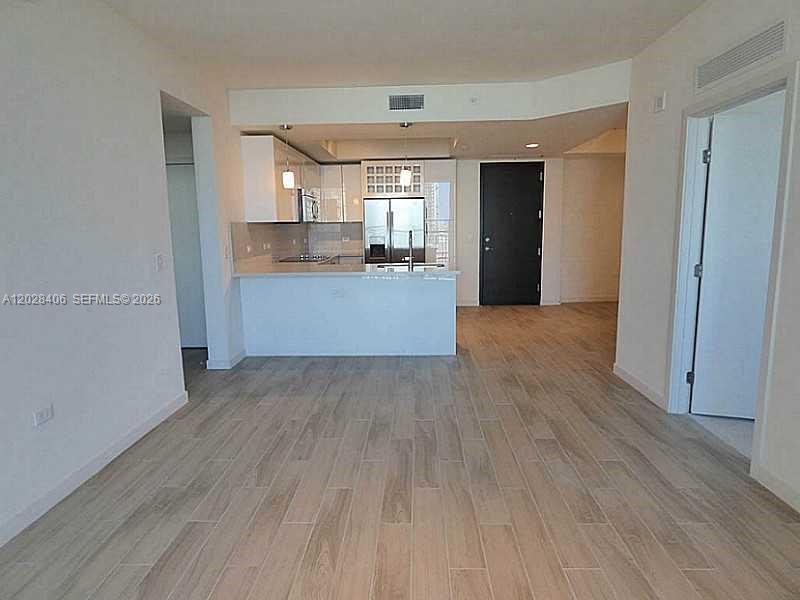 999 SW 1 AVE #1907, Miami FL 33130
