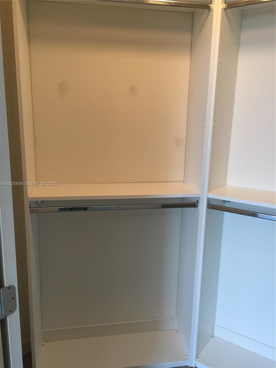 999 SW 1 AVE #1907, Miami FL 33130