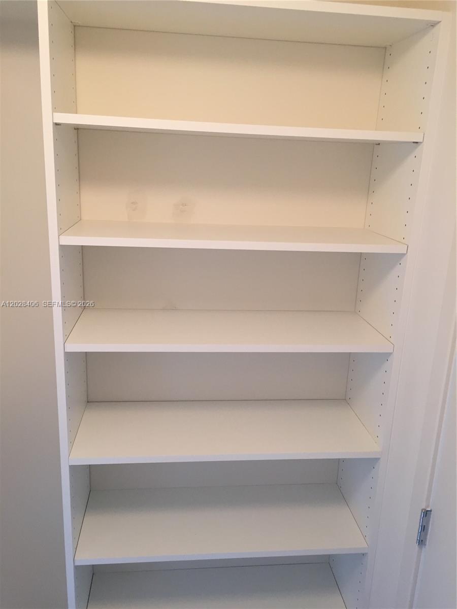 999 SW 1 AVE #1907, Miami FL 33130