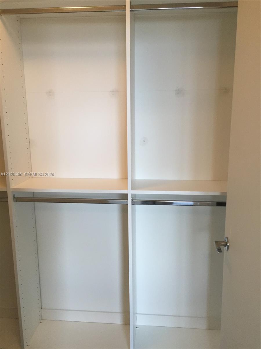 999 SW 1 AVE #1907, Miami FL 33130