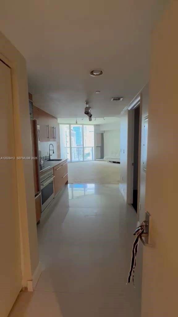 475 Brickell Ave #1208, Miami FL 33131