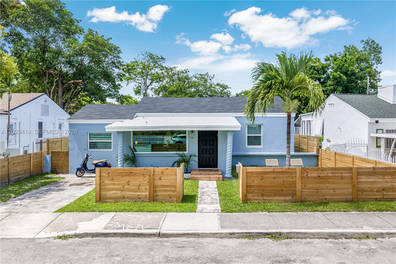 541 NW 49th St, Miami FL 33127