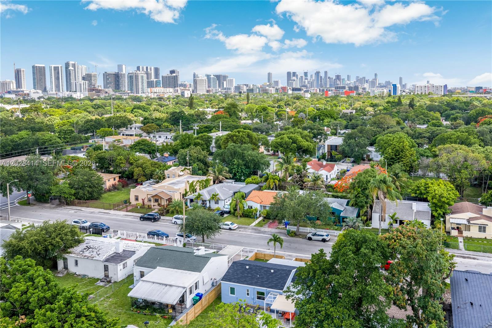 541 NW 49th St, Miami FL 33127