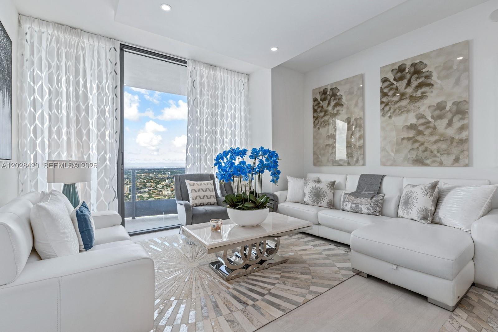 1000 Brickell Plz #PH6006, Miami FL 33131