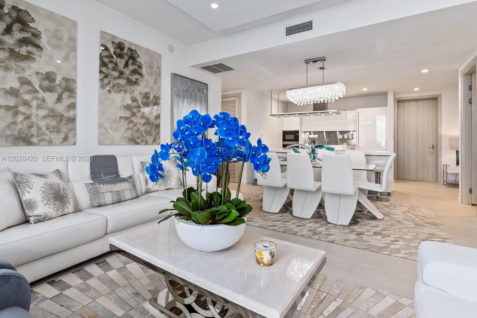 1000 Brickell Plz #PH6006, Miami FL 33131