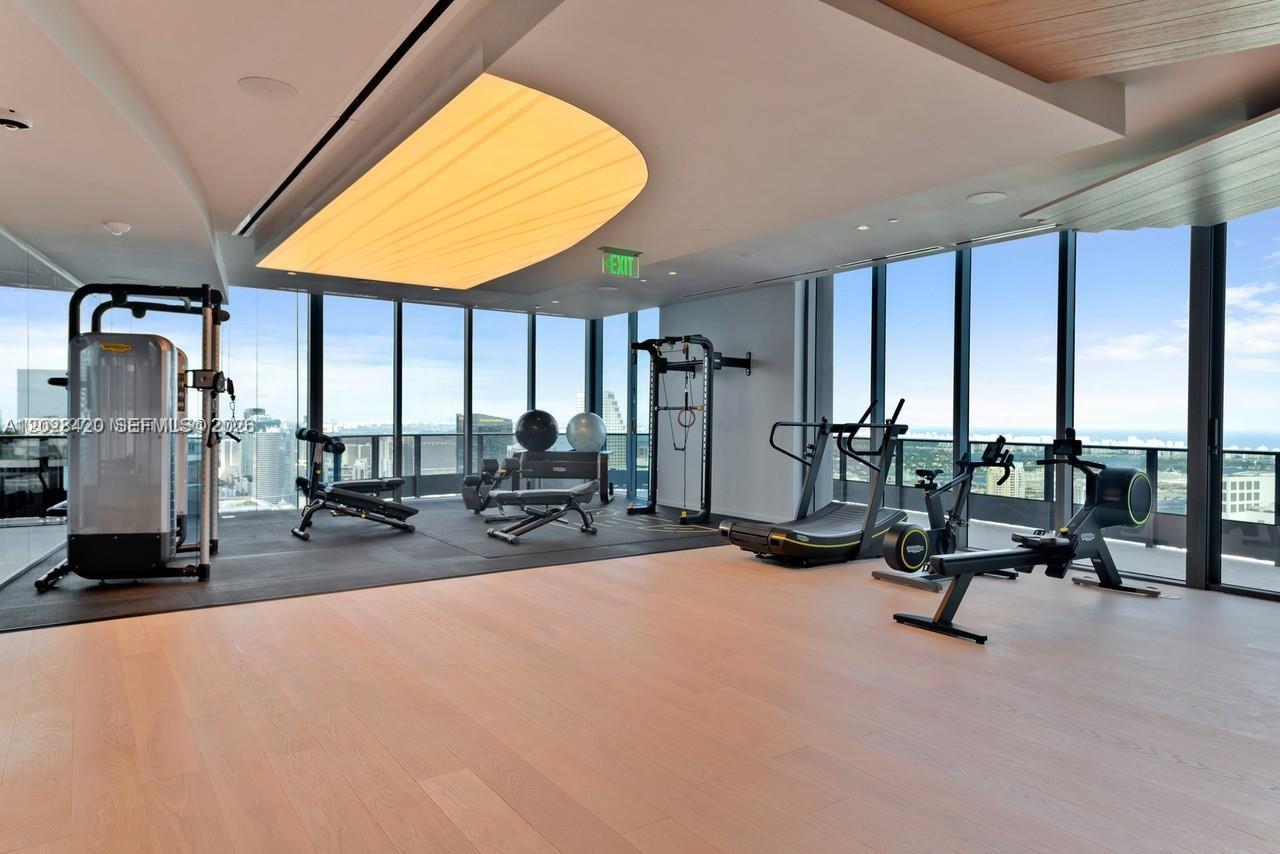 1000 Brickell Plz #PH6006, Miami FL 33131