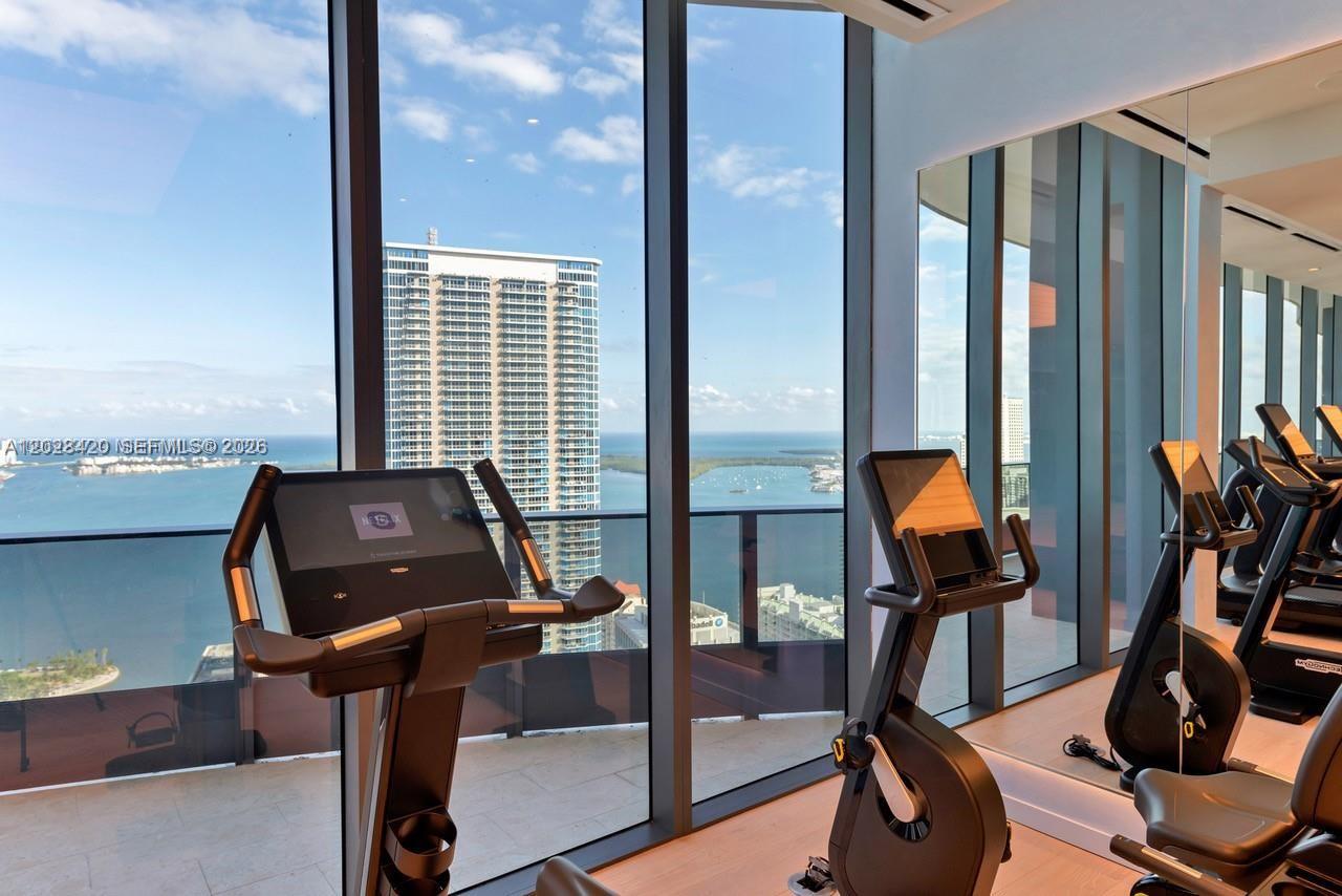 1000 Brickell Plz #PH6006, Miami FL 33131