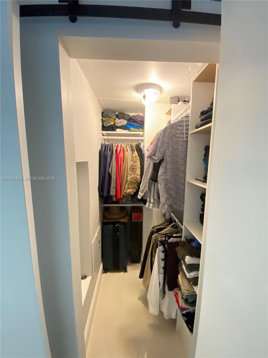 60 SW 13th St #2212, Miami FL 33130