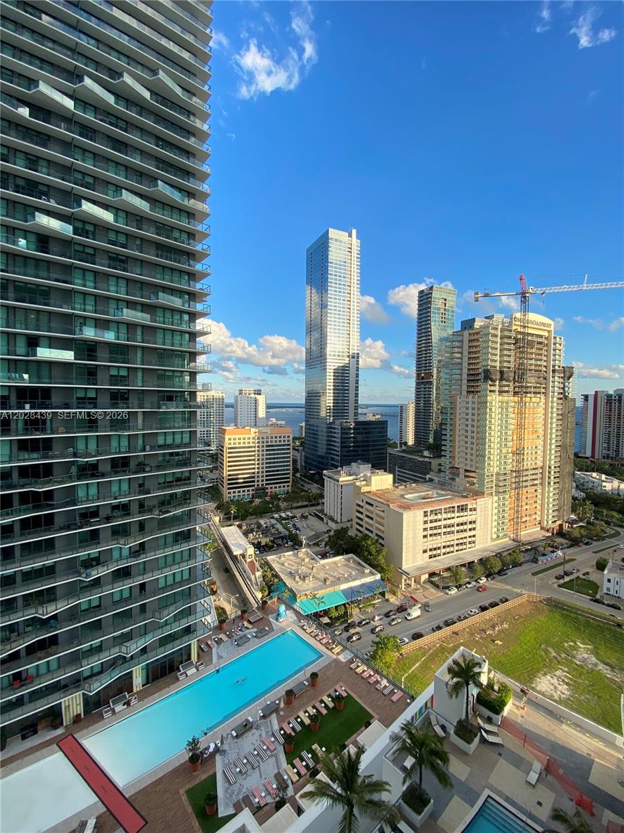 60 SW 13th St #2212, Miami FL 33130