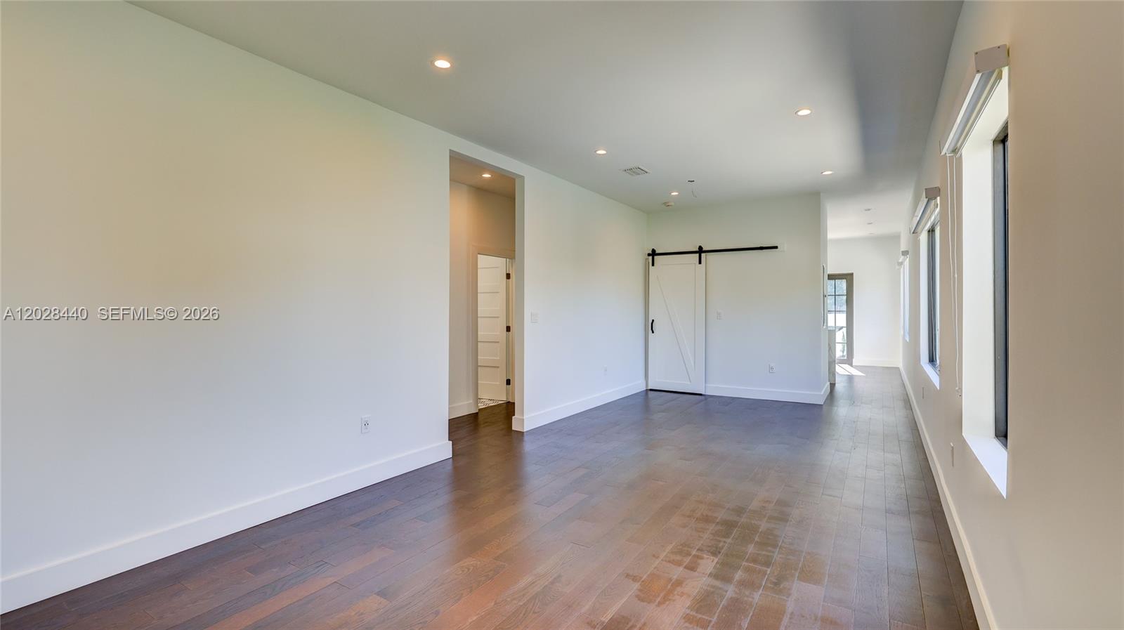 426 Aragon Ave, Coral Gables FL 33134