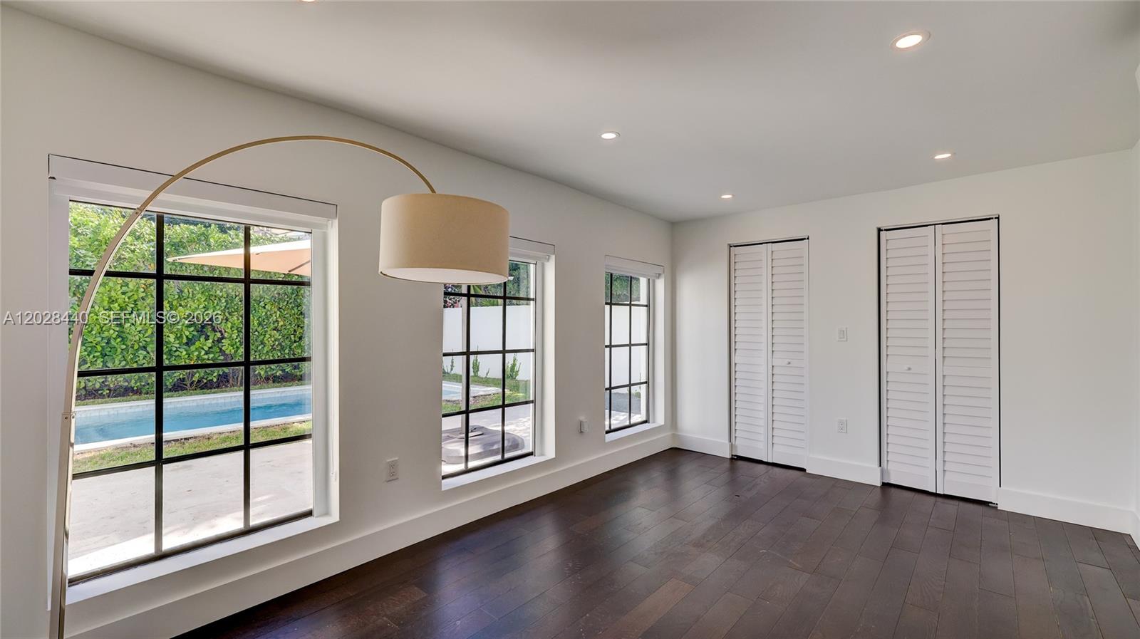 426 Aragon Ave, Coral Gables FL 33134
