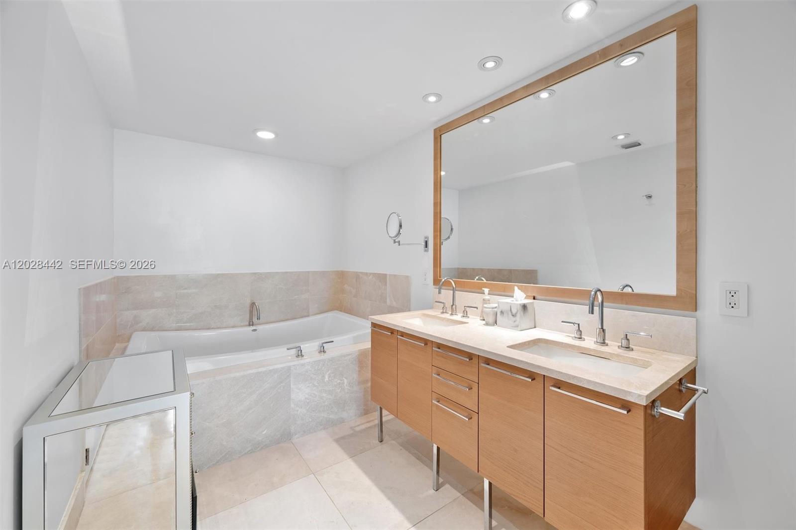 17001 Collins Ave #2307, Sunny Isles Beach FL 33160