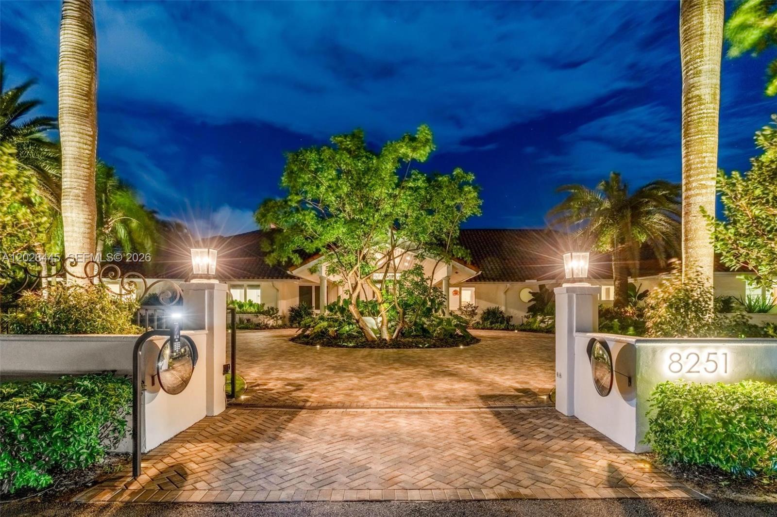 8251 Old Cutler Rd, Coral Gables FL 33143