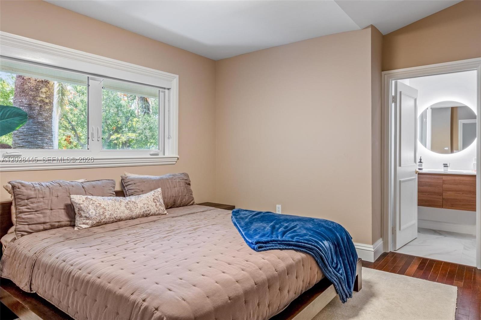 8251 Old Cutler Rd, Coral Gables FL 33143