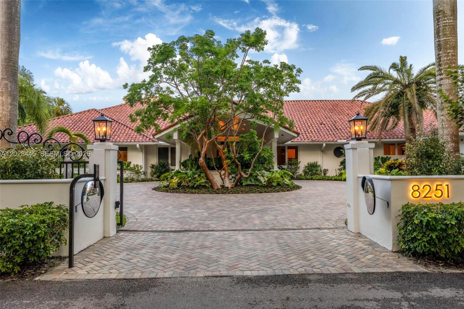 8251 Old Cutler Rd, Coral Gables FL 33143