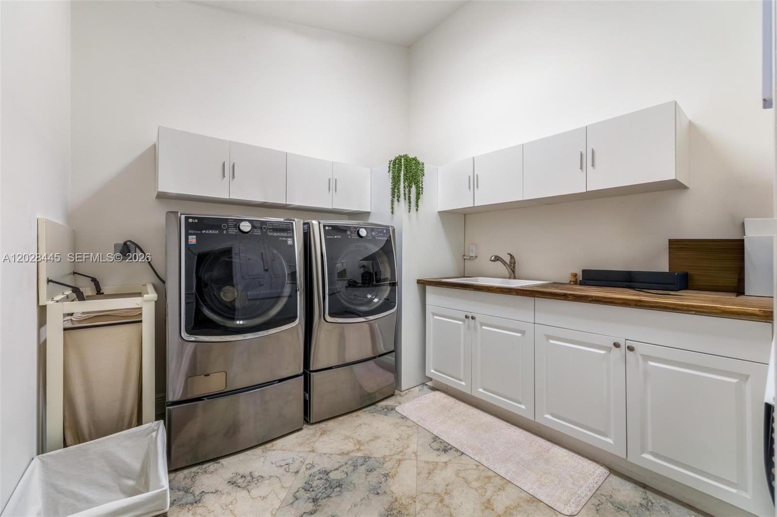 8251 Old Cutler Rd, Coral Gables FL 33143