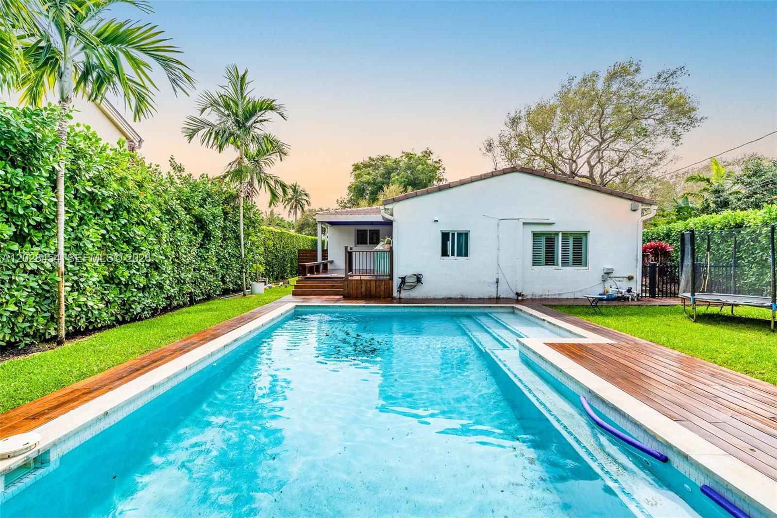 1223 NE 102nd St, Miami Shores FL 33138