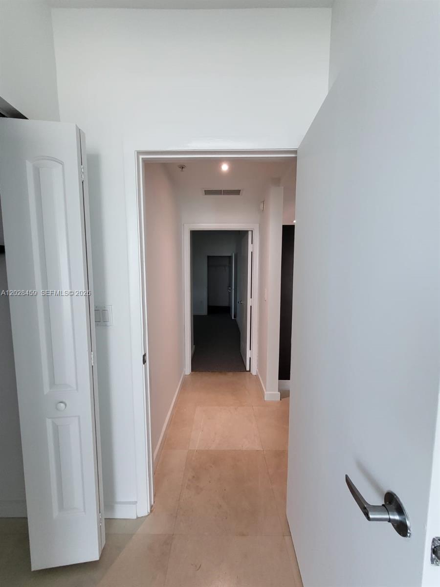 1900 N Bayshore Dr #2415, Miami FL 33132