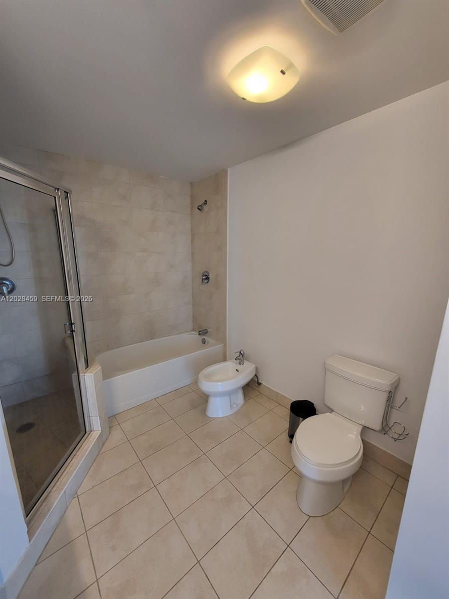 1900 N Bayshore Dr #2415, Miami FL 33132