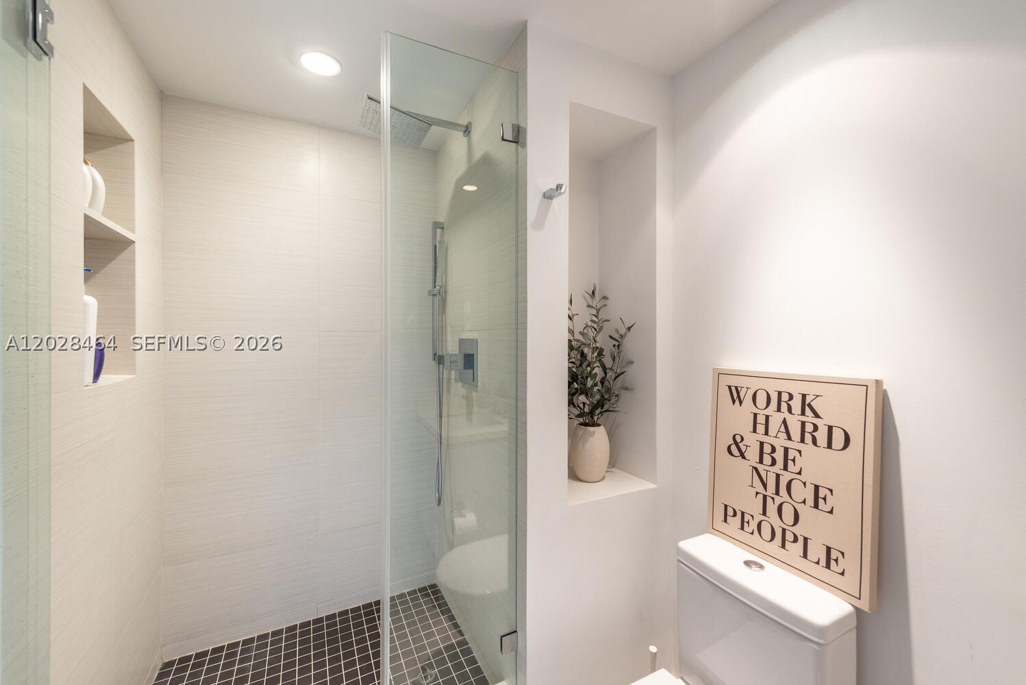 781 Crandon Blvd #405, Key Biscayne FL 33149