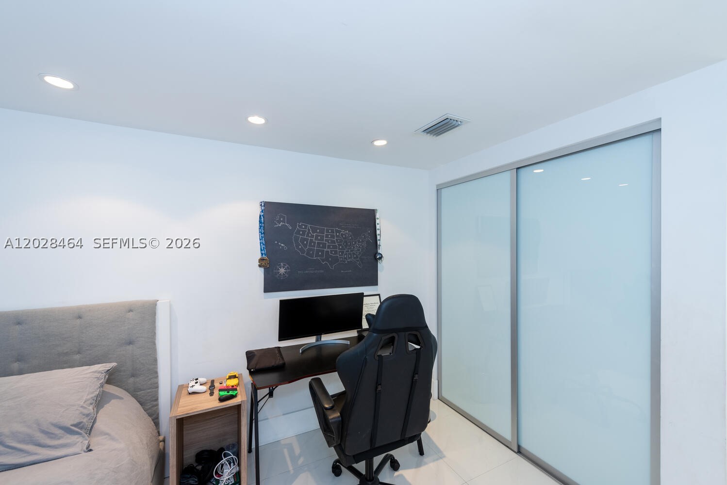 781 Crandon Blvd #405, Key Biscayne FL 33149