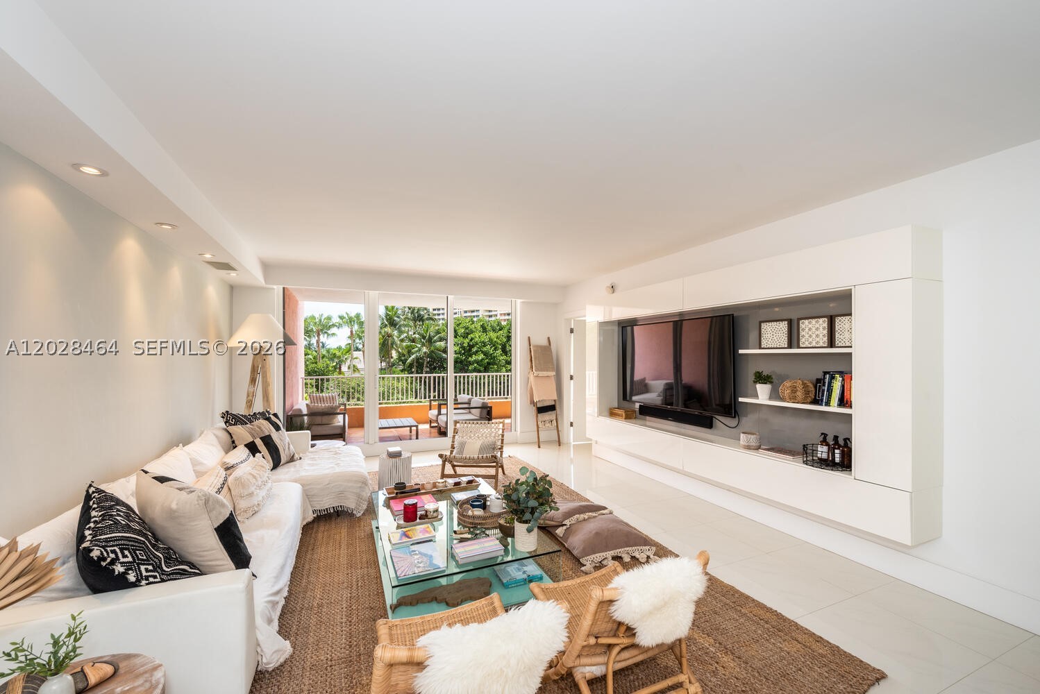 781 Crandon Blvd #405, Key Biscayne FL 33149