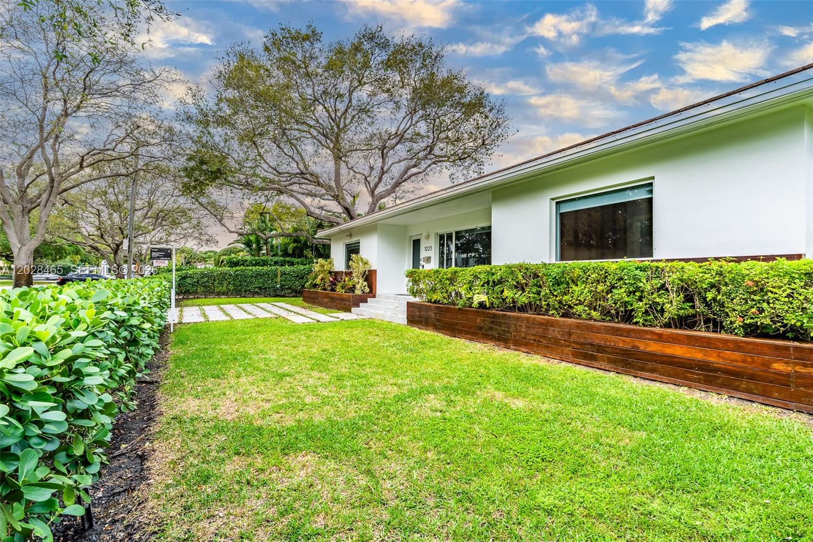 1223 NE 102nd St, Miami Shores FL 33138