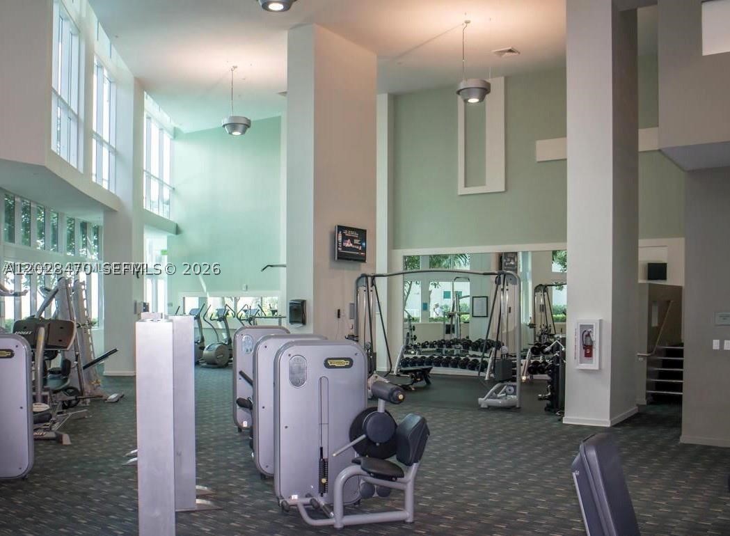 1900 N Bayshore Dr #2415, Miami FL 33132