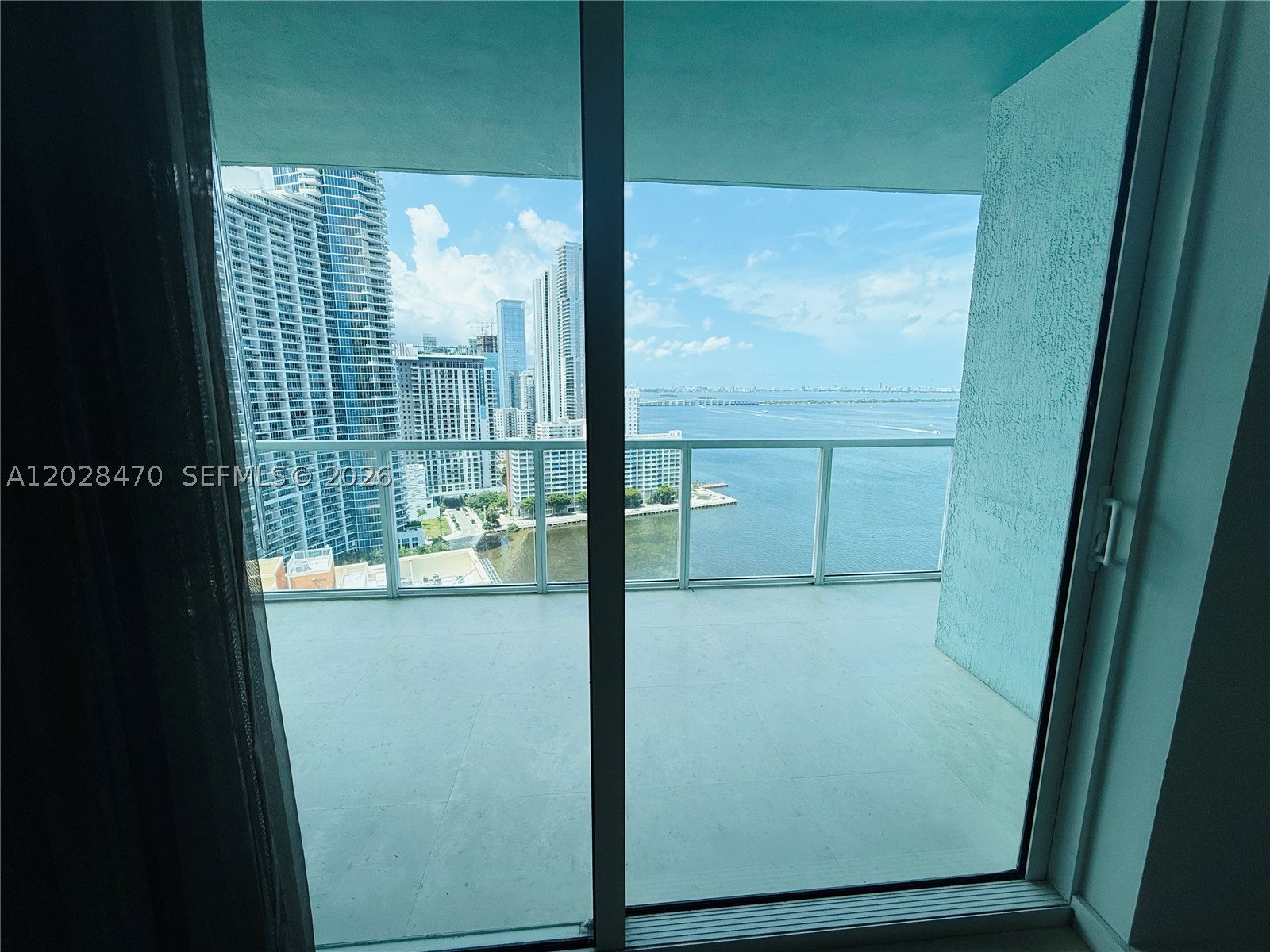 1900 N Bayshore Dr #2415, Miami FL 33132