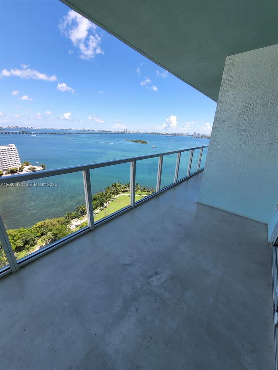 1900 N Bayshore Dr #2415, Miami FL 33132