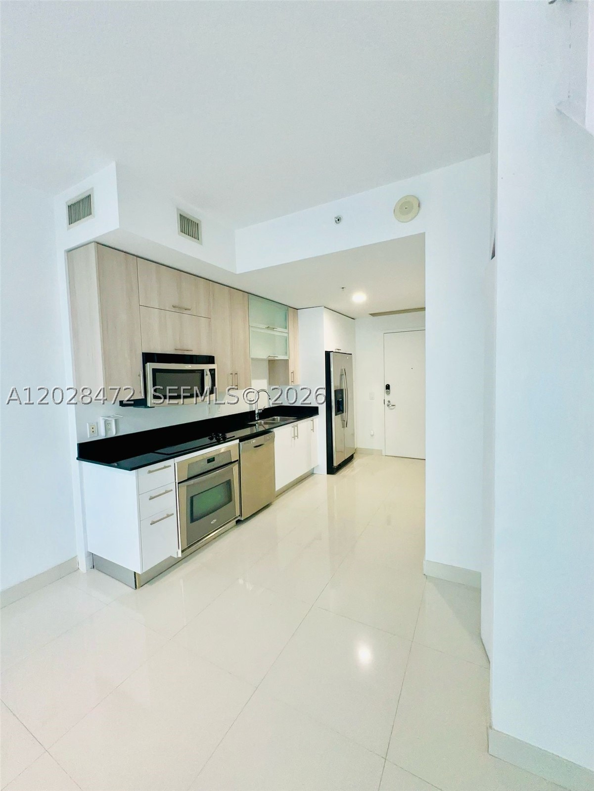 Miami FL 33130 - A12028472