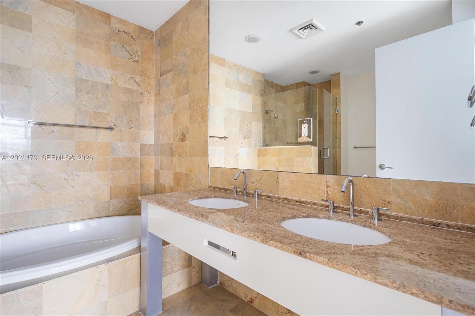 1395 Brickell Ave #3410, Miami FL 33131