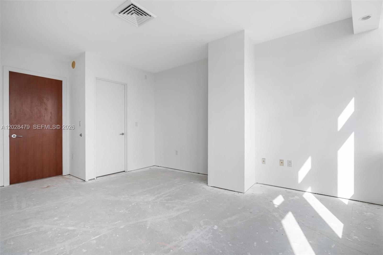 1395 Brickell Ave #3410, Miami FL 33131