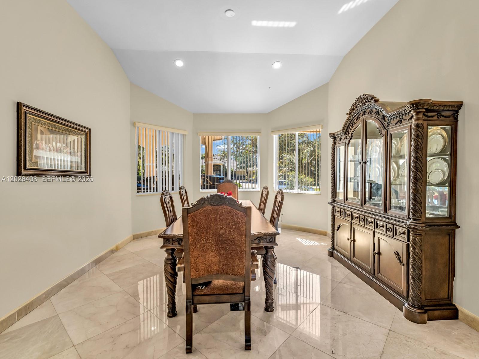 2710 Walkers way, Weston FL 33331