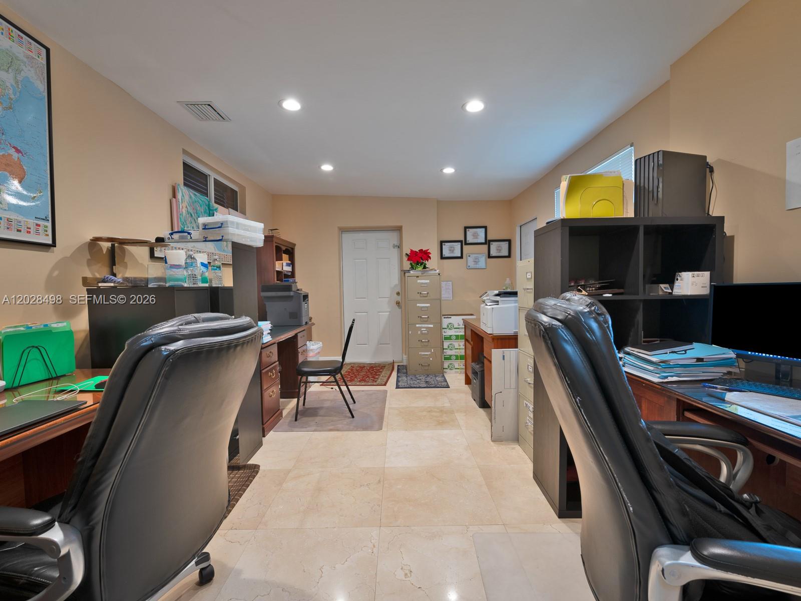 2710 Walkers way, Weston FL 33331