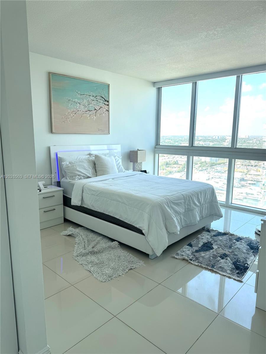 1861 NW S River Dr #2201, Miami FL 33125