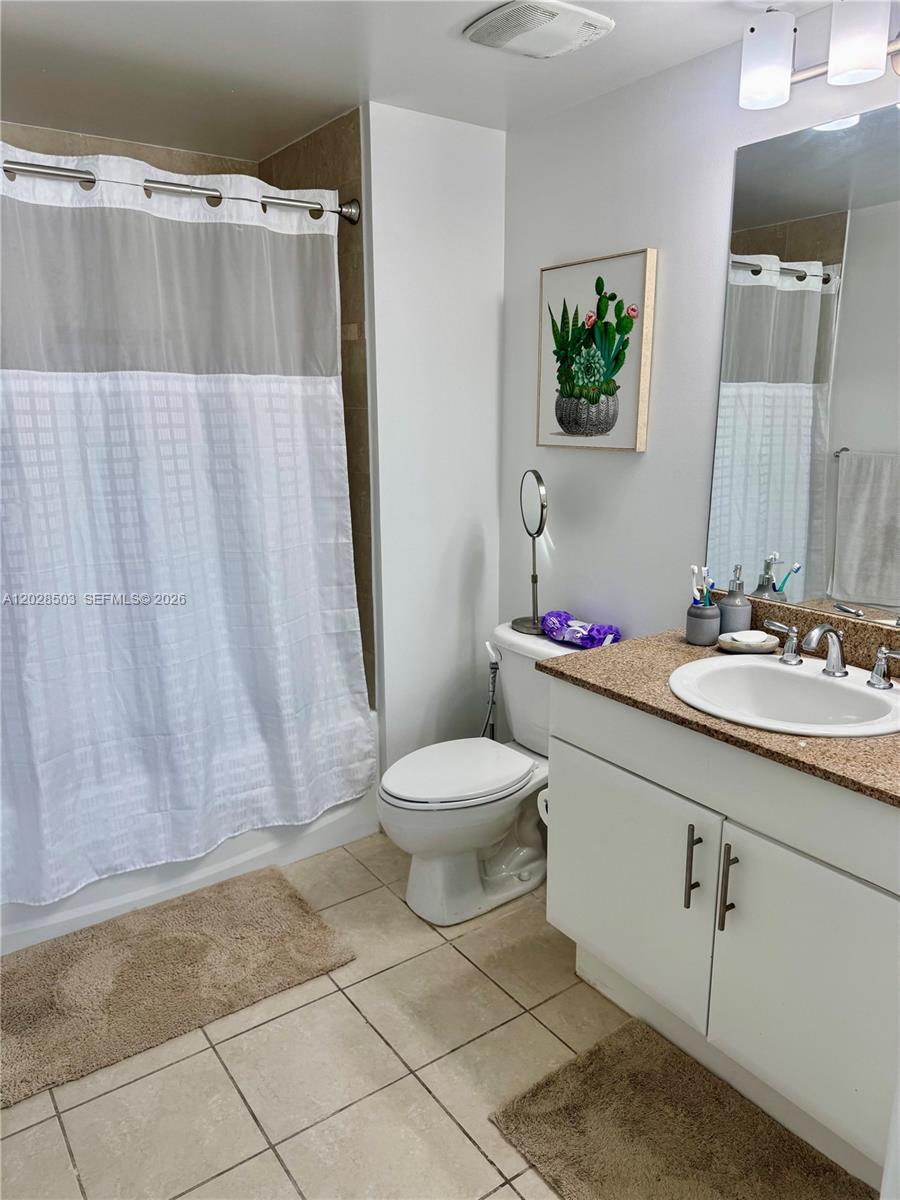 1861 NW S River Dr #2201, Miami FL 33125