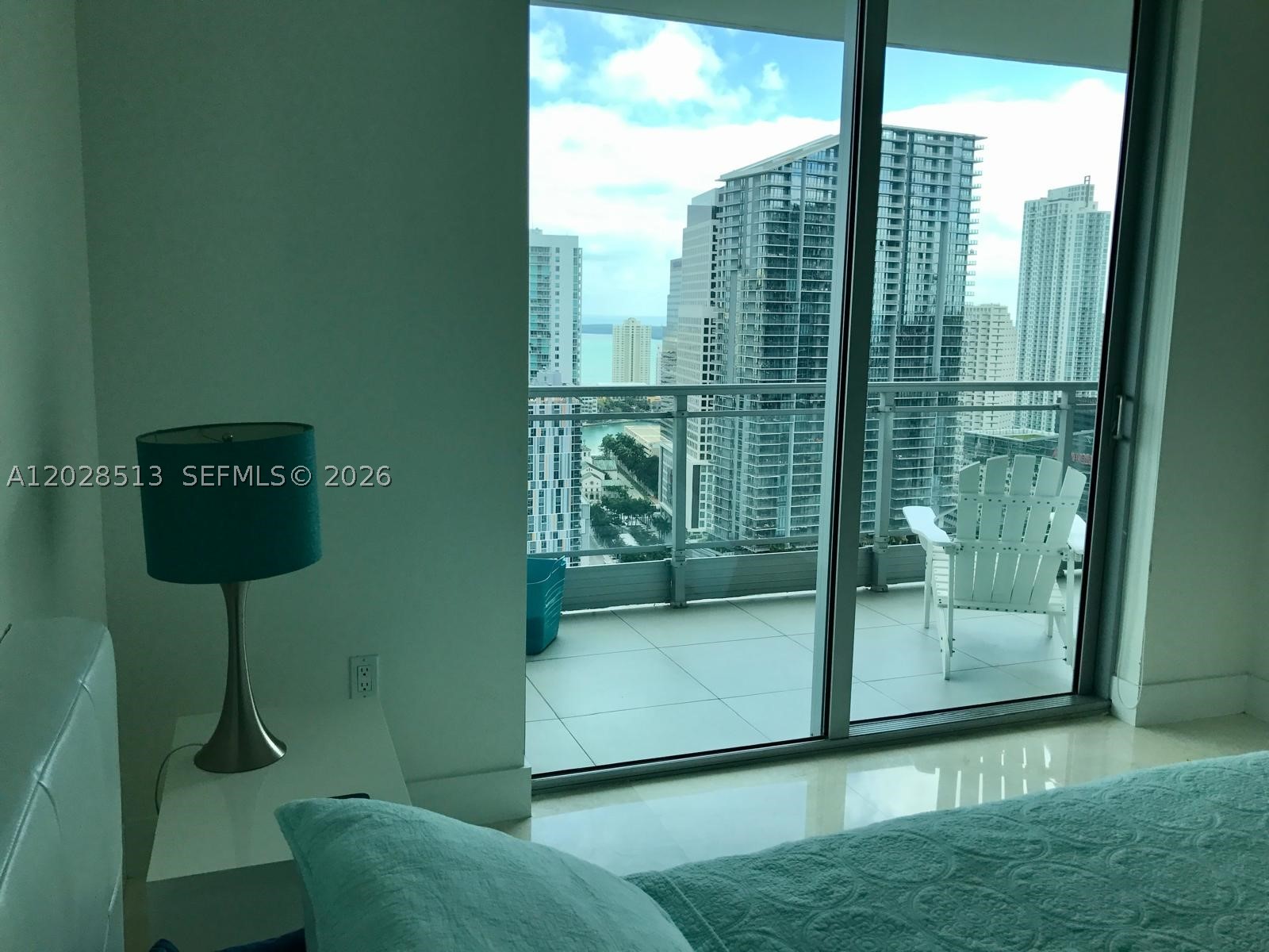 92 SW 3rd St #3712, Miami FL 33130