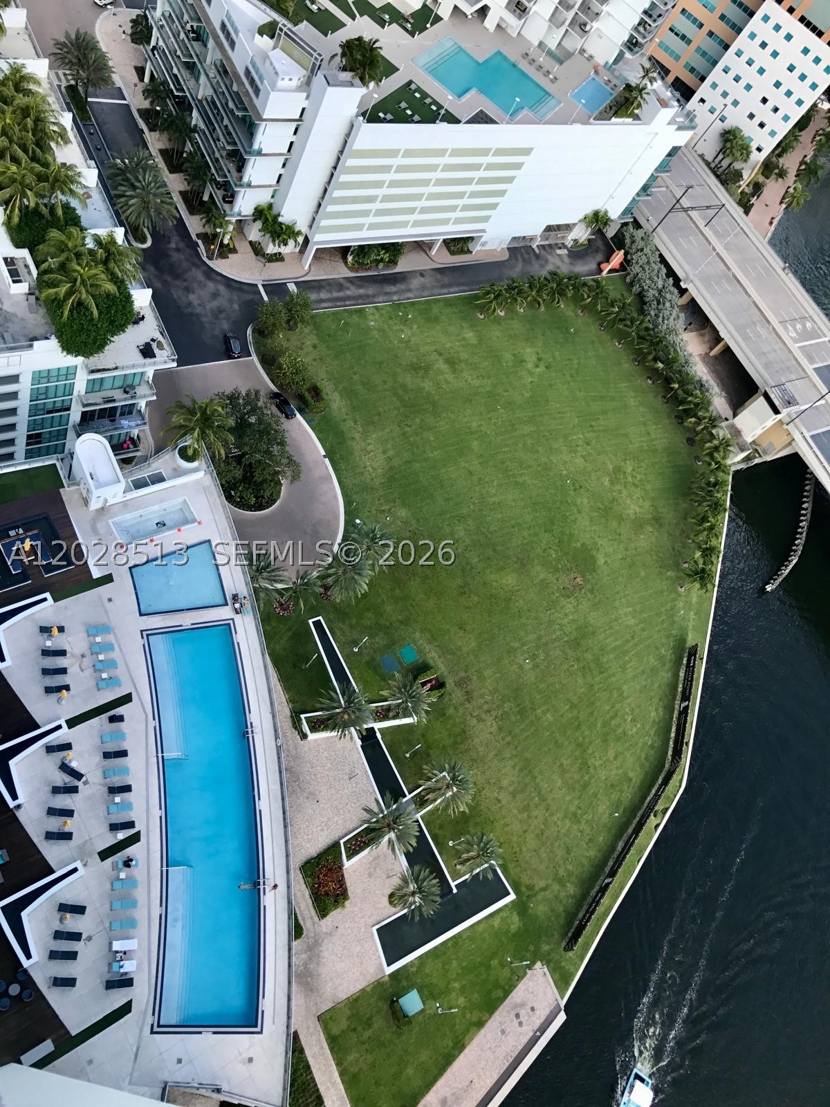 92 SW 3rd St #3712, Miami FL 33130