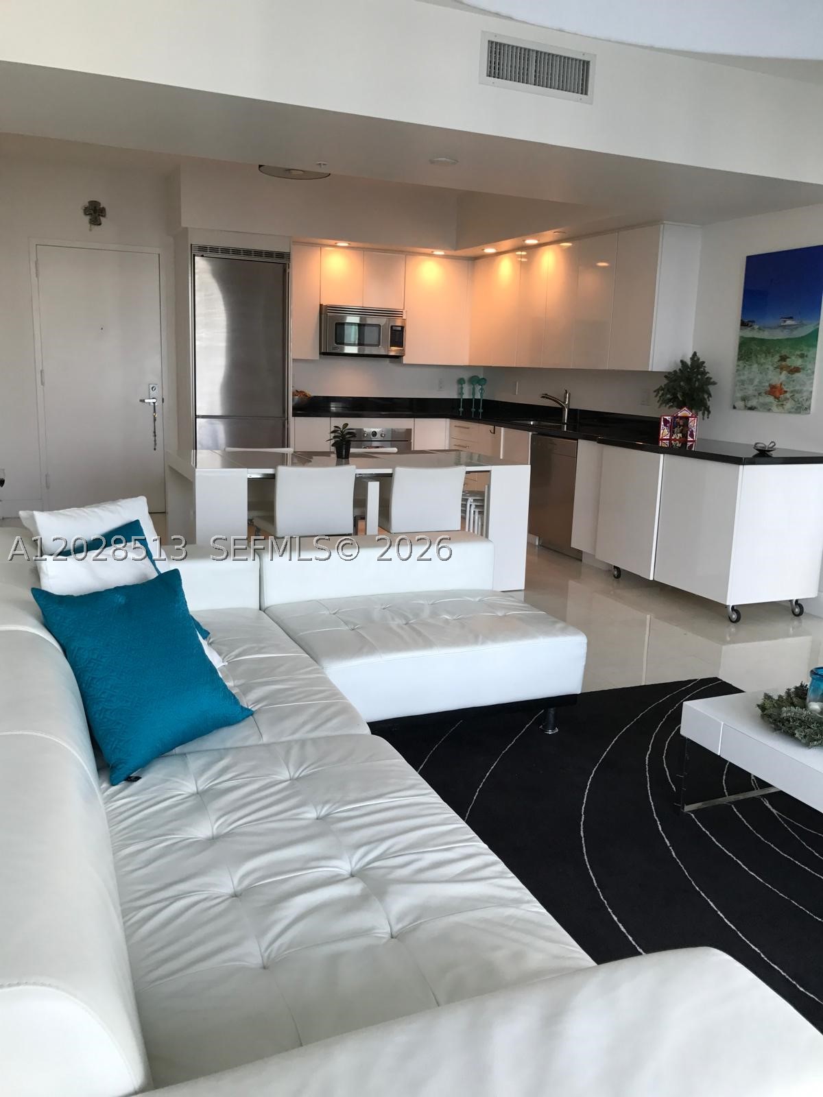 92 SW 3rd St #3712, Miami FL 33130