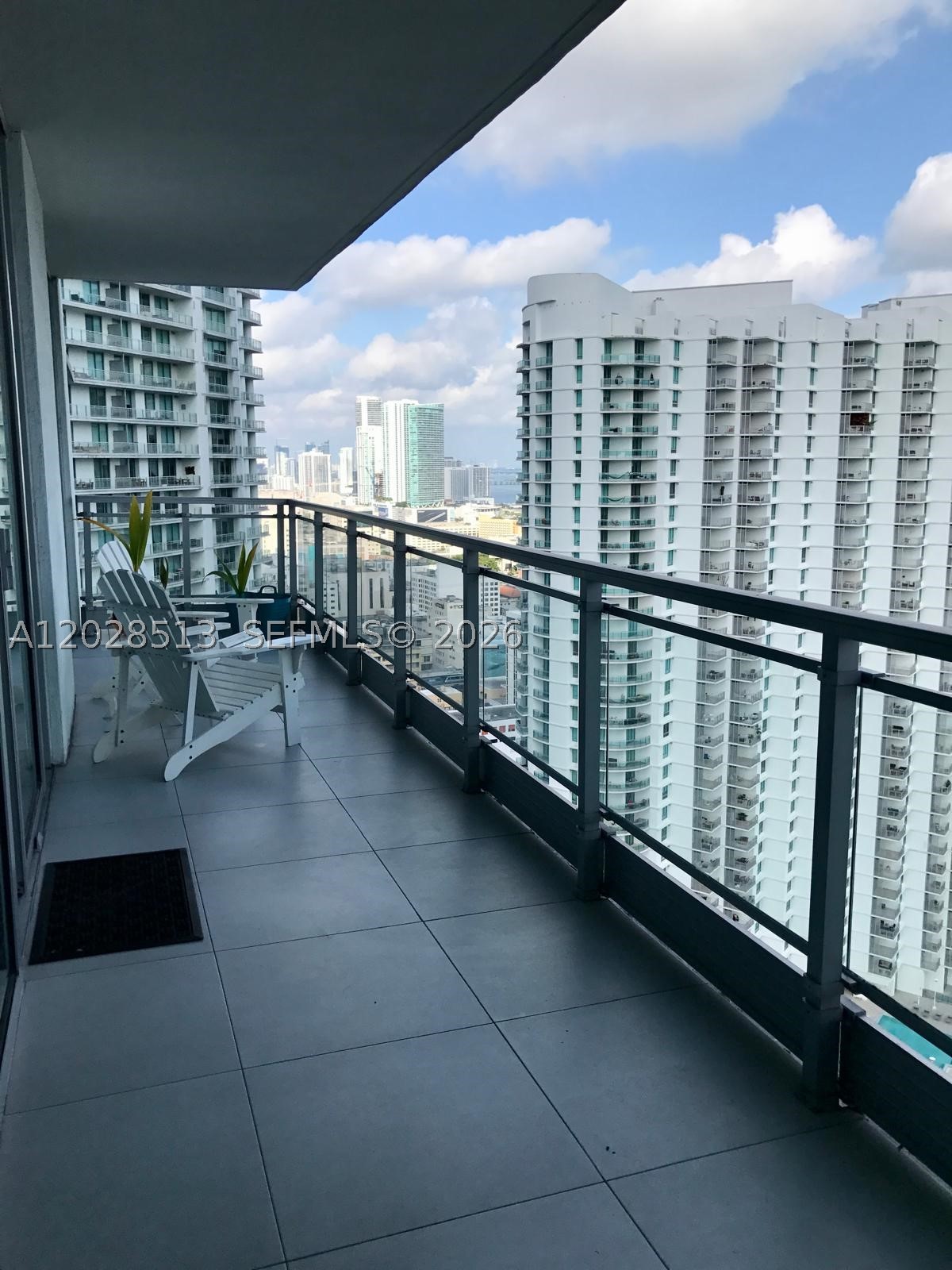 92 SW 3rd St #3712, Miami FL 33130