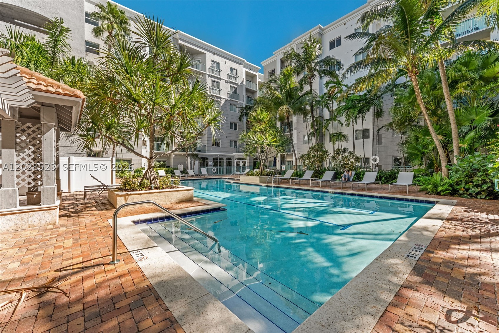 6001 SW 70th St #114, South Miami FL 33143