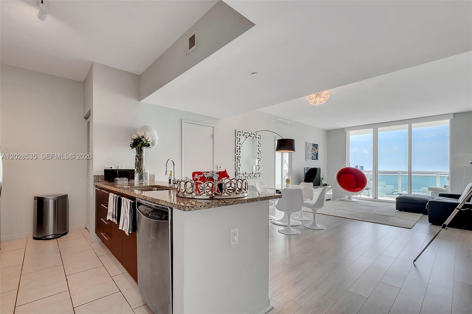 951 Brickell Ave #2406, Miami FL 33131