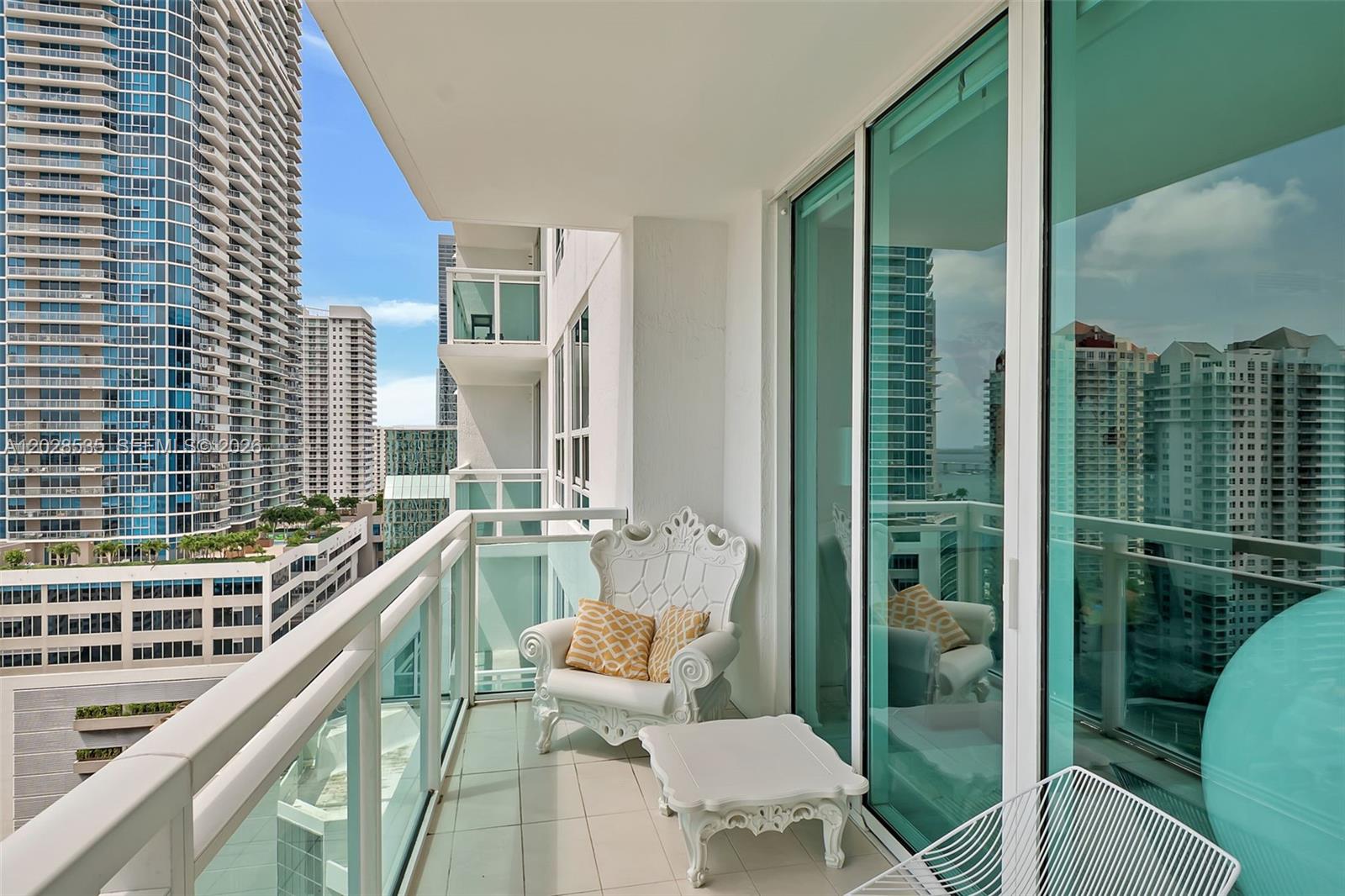 951 Brickell Ave #2406, Miami FL 33131