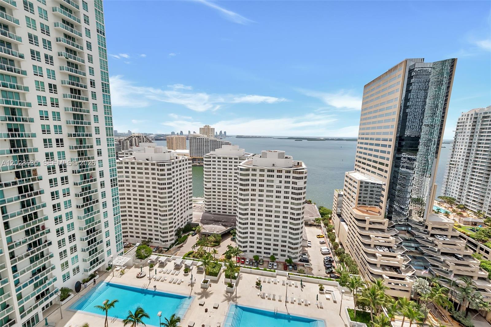 951 Brickell Ave #2406, Miami FL 33131