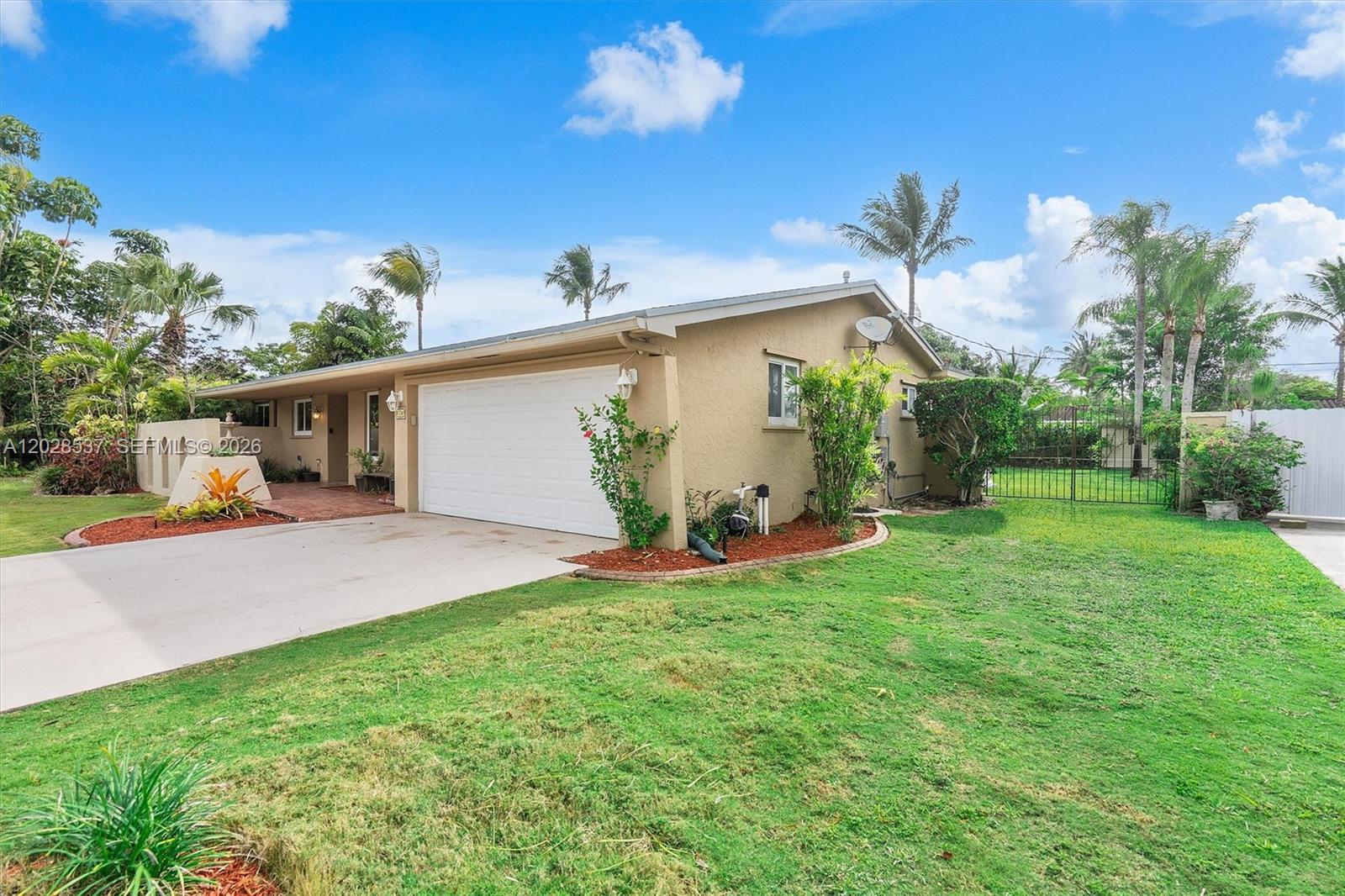 13241 SW 99th Ct, Miami FL 33176