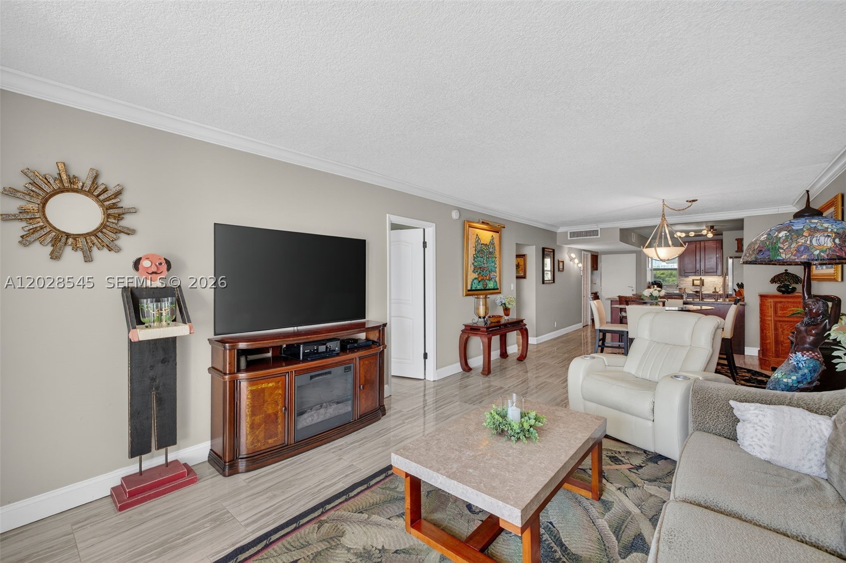 121 Golden Isles Dr #205, Hallandale Beach FL 33009