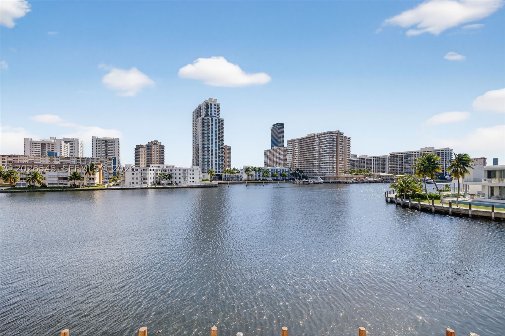 121 Golden Isles Dr #205, Hallandale Beach FL 33009