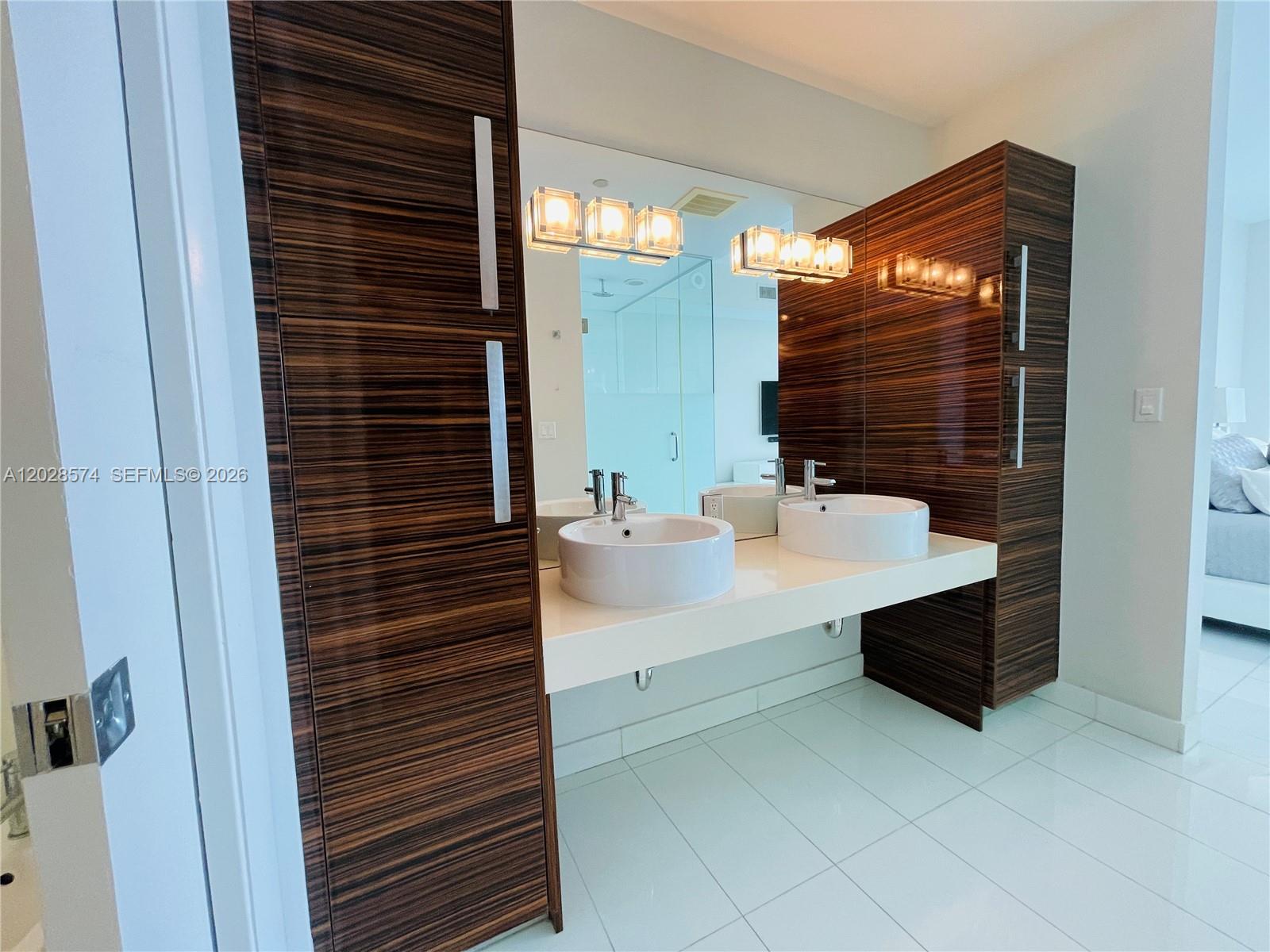 2020 N Bayshore Dr #2008, Miami FL 33137