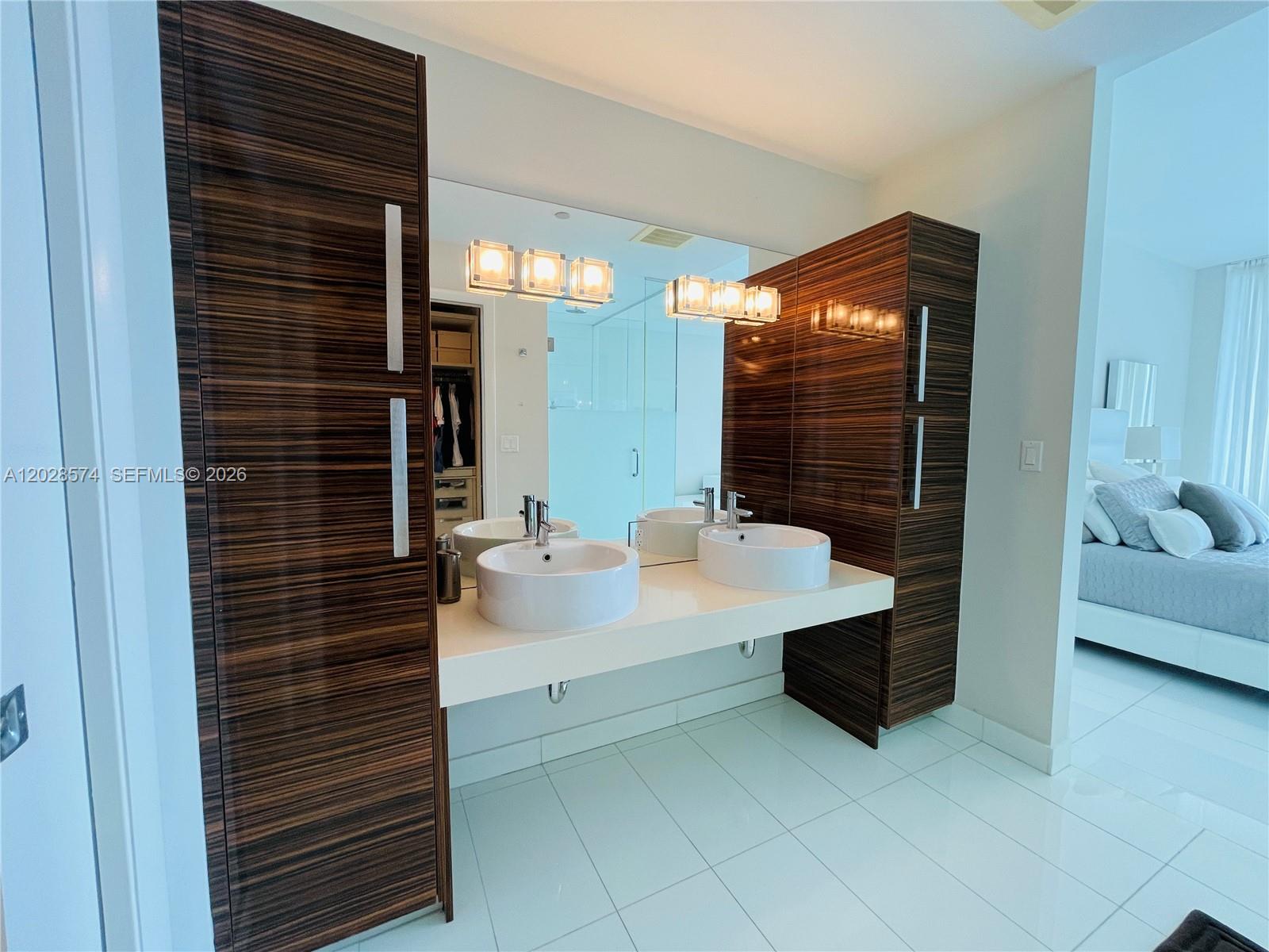 2020 N Bayshore Dr #2008, Miami FL 33137